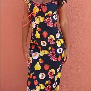 Besos Biquini las Frutas dress black